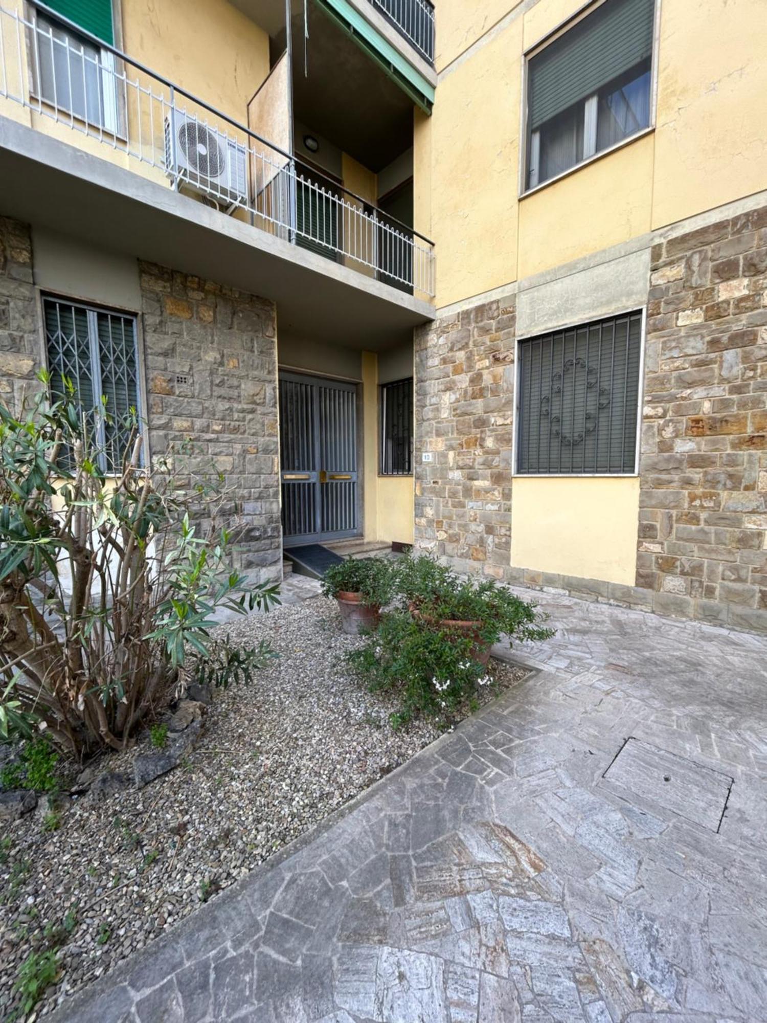 Appartamento Incantevole Con Patio Florence Buitenkant foto
